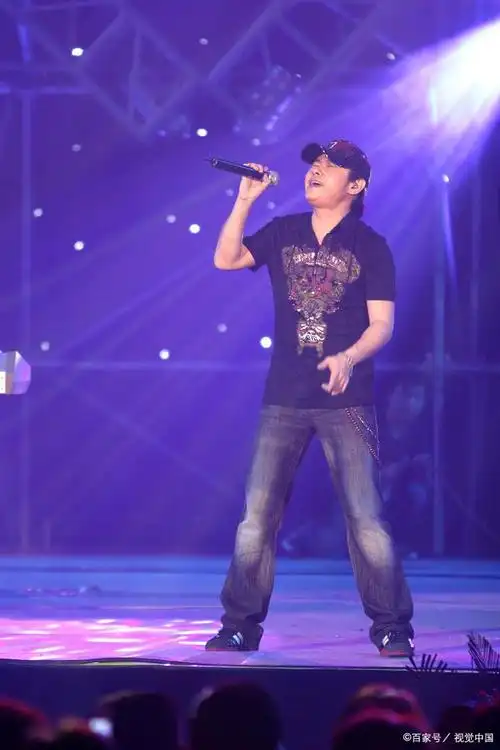 粉丝们对歌词过度解读和传播,让"罗刹海市"这首歌会害惨了刀郎