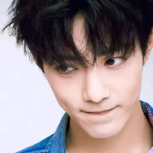 肖战又甜又撩头像