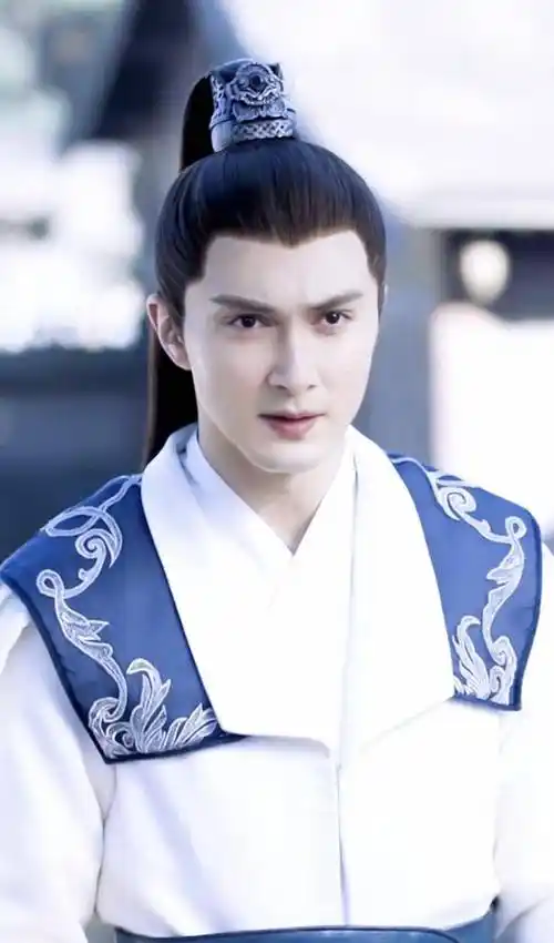 "帝君"高伟光:29岁毕业被称"中戏之耻",今遇杨幂逆袭翻盘_朋友_发展_