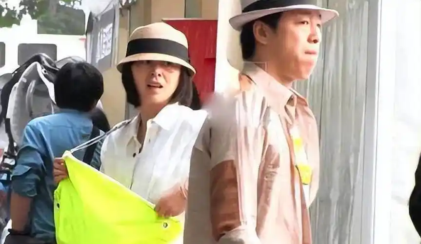 金马影帝黄渤,他的成功离不开背后的这个女人_小欧_男朋友_酒吧