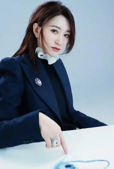 李小冉图片 李小冉写真 李小冉个人资料