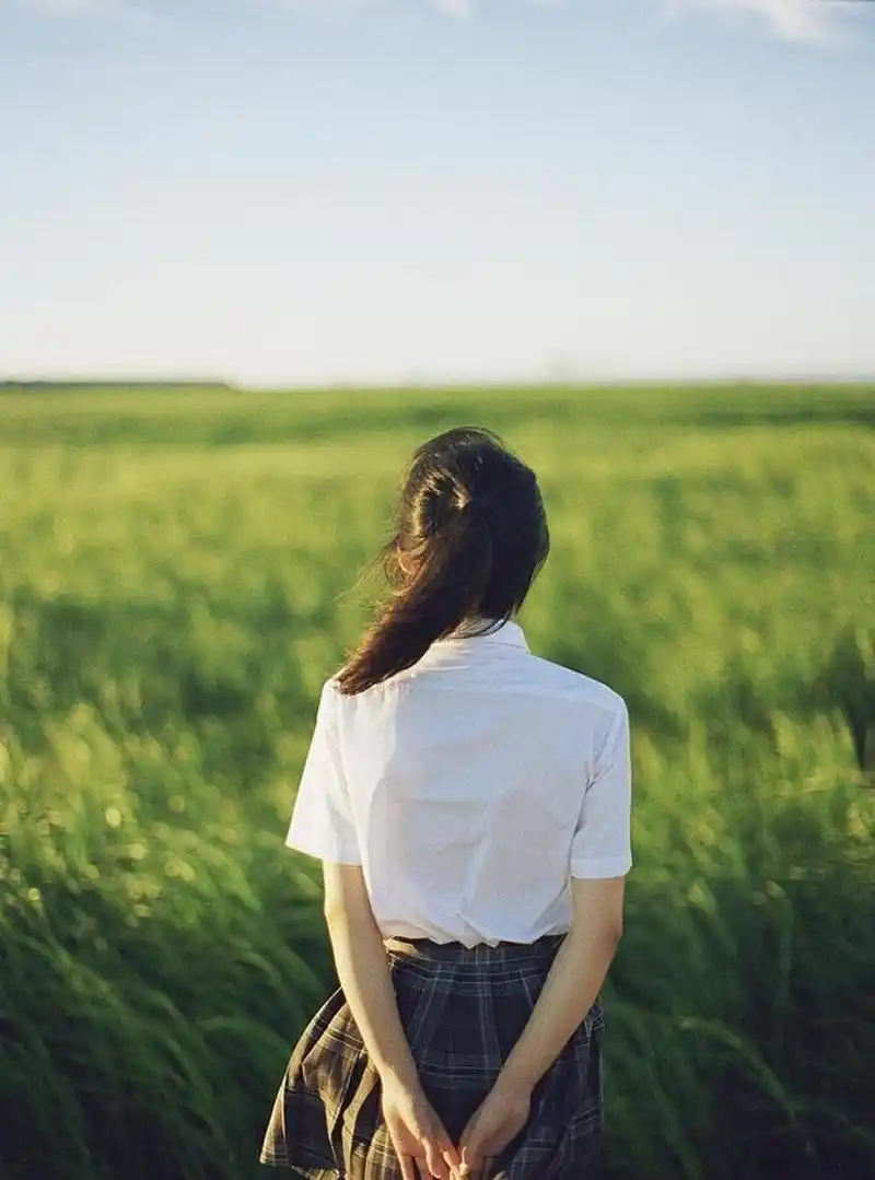 清新女孩户外唯美意境摄影写真 #娱乐最前沿