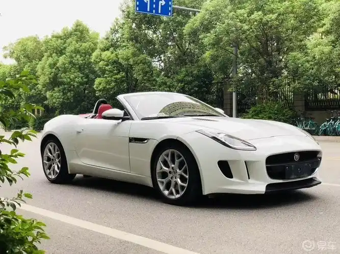 捷豹ftype敞篷跑车
