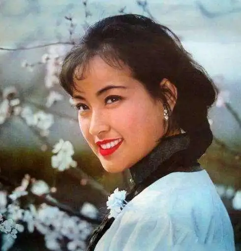 她是国家一级演员,47岁入狱,四婚三离58岁高龄再婚演绎传奇人生