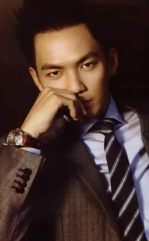 钟汉良参加《这就是街舞》,46岁的他何苦如此拼,演员挣钱不易?