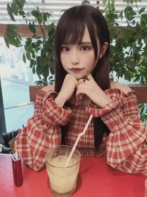 "】渣男出轨还拿ex来比较, 女子不堪打击『整容变身女神』改写命运!