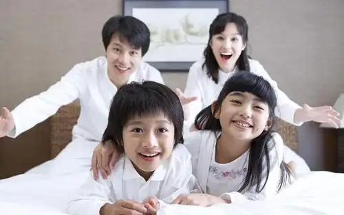 夫妻中有一人是此生肖,儿女双全,年龄越大越有钱!