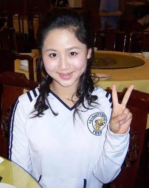 原创小花旦杨紫10岁出道12岁红遍大江南北母亲的身份不一般