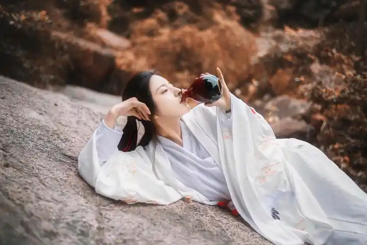 古风美女英气逼人高清电脑桌面壁纸精选