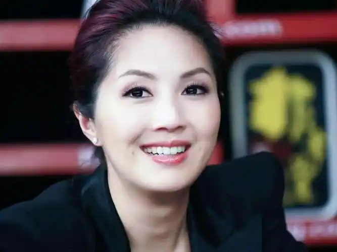 杨千嬅个人资料简介图片(杨千嬅杨千嬅个人资料杨千嬅图片最新动态)