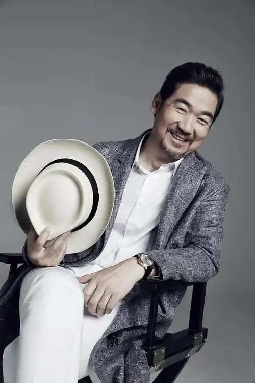 原创张国立27岁靠前妻翻身33岁二婚59岁多年艺德被儿子毁于一旦