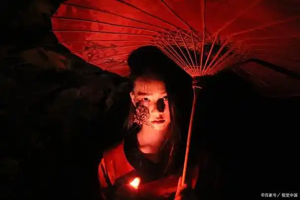 「灵异故事」乱坟岗的诅咒:兄弟俩盗墓受诅咒接连殒命