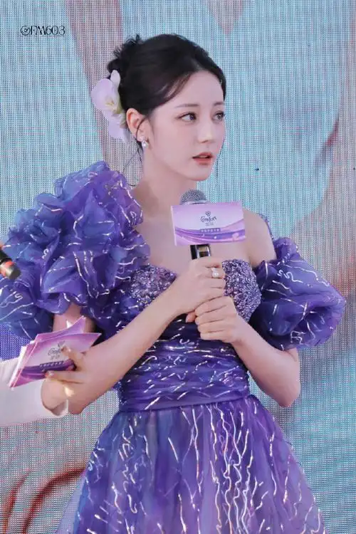 迪丽热巴紫罗兰公主