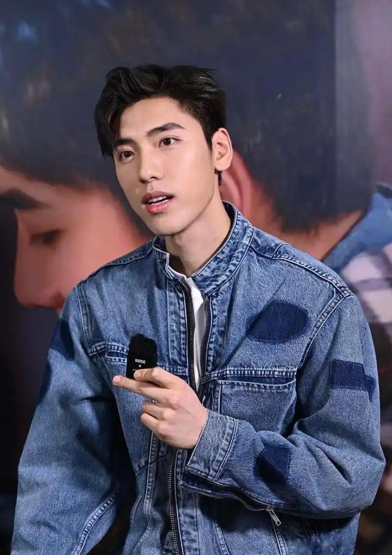 ex o九人现状 来看状态蔡徐坤 陈立农 范丞丞 黄明昊 林彦俊 朱正廷