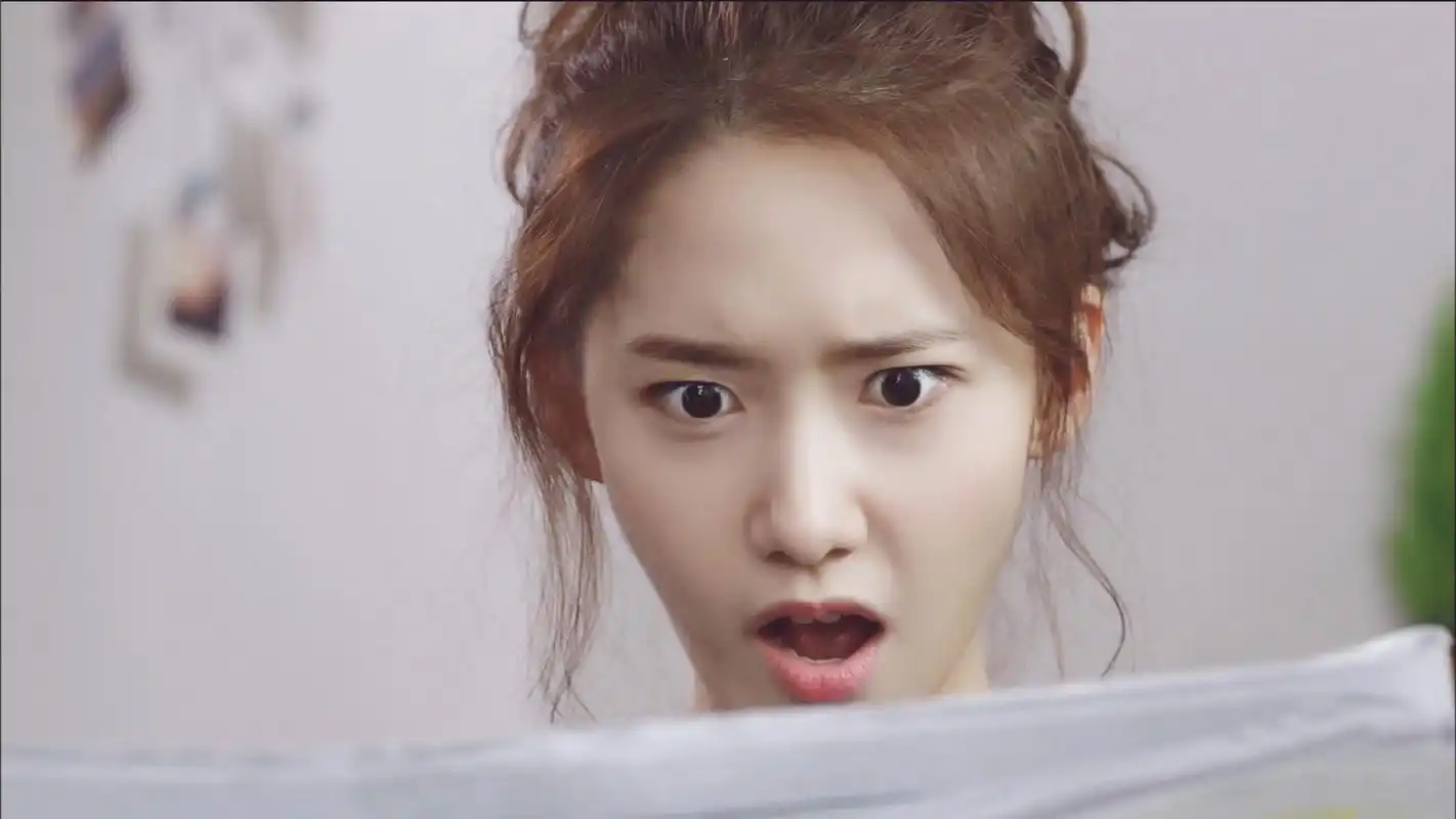 《总理和我》女主角林允儿高清桌面壁纸