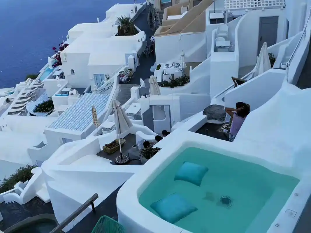 记录真实生活 #异或风情 #原创作品 .希腊的爱琴海圣托里 - 抖音