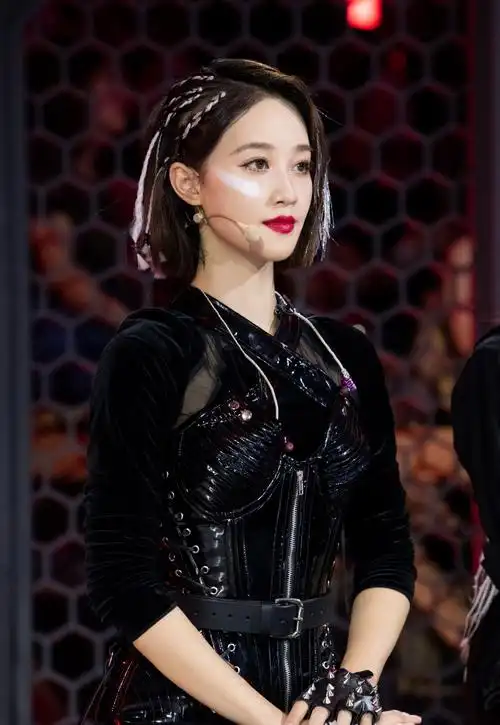 蓝盈莹乘风破浪的姐姐十一期剧照图片