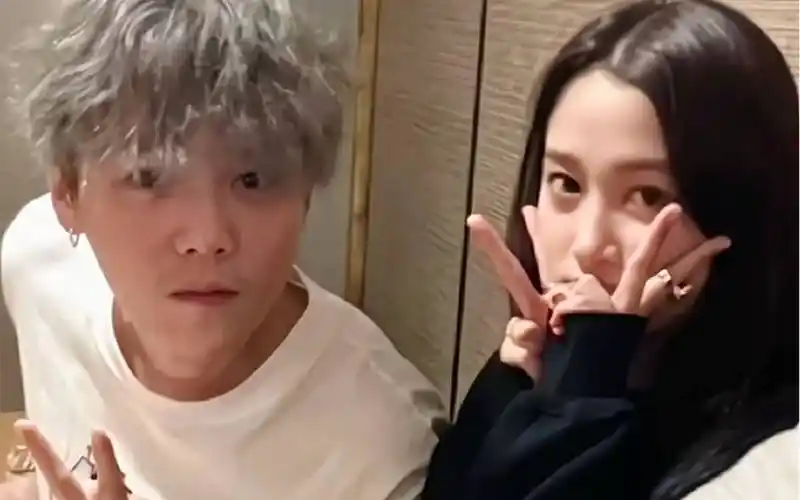 鹿晗关晓彤七夕浪漫约会!大长腿瞩目,恋爱六年何时能结婚?