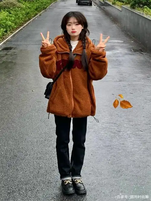 小个子女生秋季穿搭来了,件件经典,妈妈再也不用担心我的穿着了