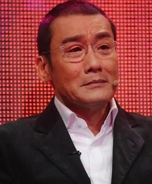 梁家辉谈拍戏,为了演好角色,我故意留起胡子