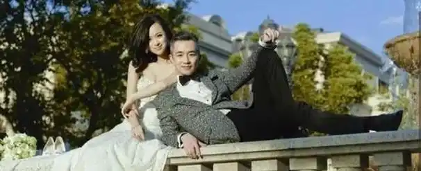 知名主持人程雷:身患肝炎娶小18岁娇妻,发病后妻子辞掉工作相陪