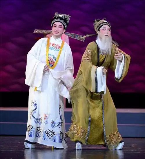 改编,整理,移植了《荆钗记》,《白兔记》,《晋公子重耳》,《蛟龙扇》