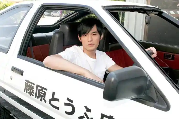 周杰伦高颜值老照片,铁粉们爱吗!