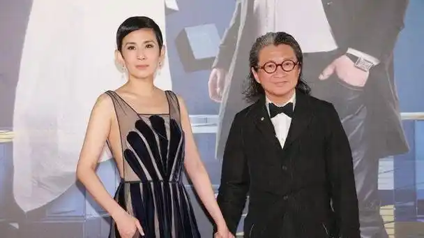 4位奇葩中年未婚女明星,不婚却有固定伴侣,俞飞鸿:他只是闺蜜