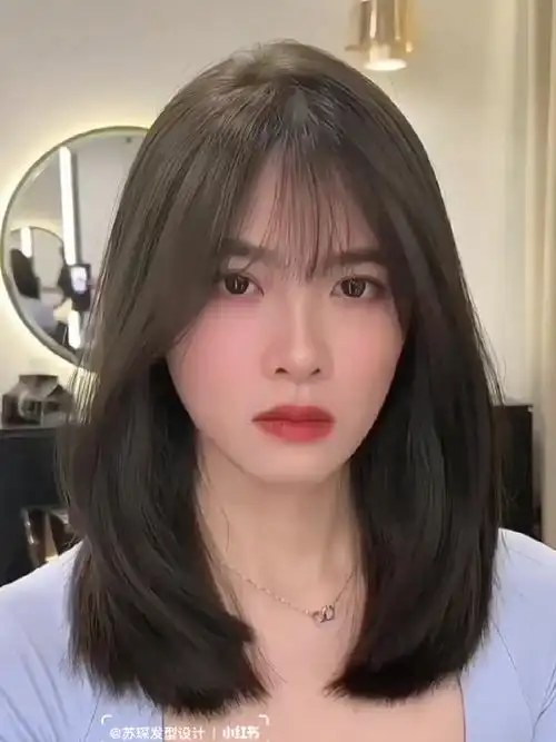 苏琛发型设计: 不需要打理的锁骨发99蓬松显脸小96适合所有女孩子