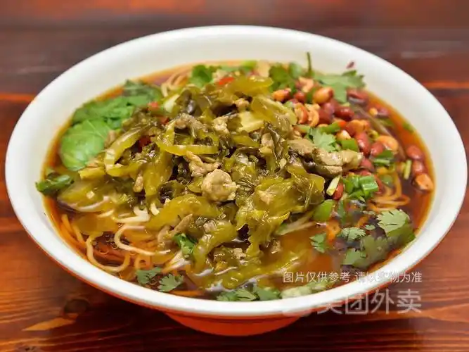 酸菜肉丝面图片