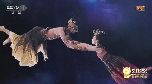 三星堆文物现场发布创意舞蹈金面惊艳亮相四川德阳两个节目登陆央视