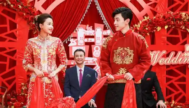 被问到如何才能嫁给邓伦?他机智回答,单身的姐妹都有机会?