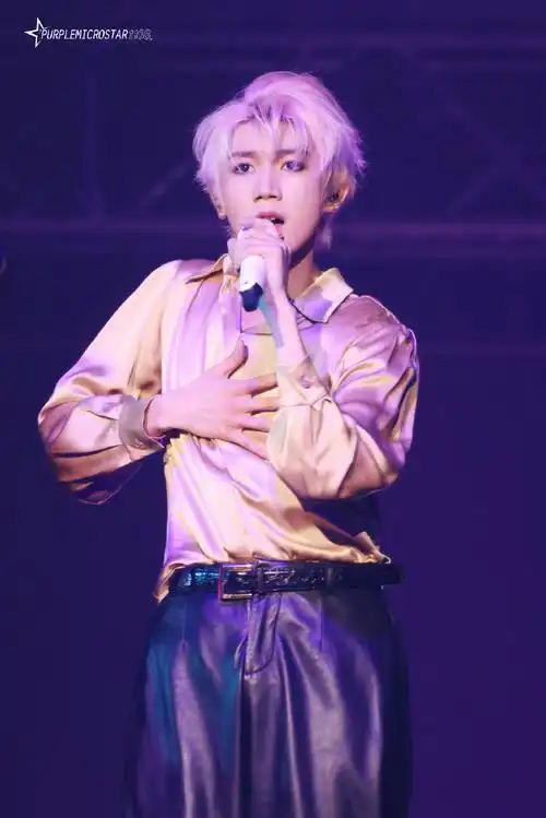 王源2024龙行绛气