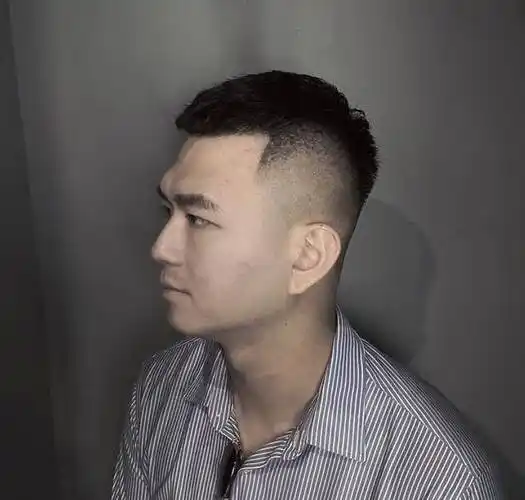 男士过了30岁别乱剪发型,试试这些"轻熟帅气"造型,潮流又出众_头发_的