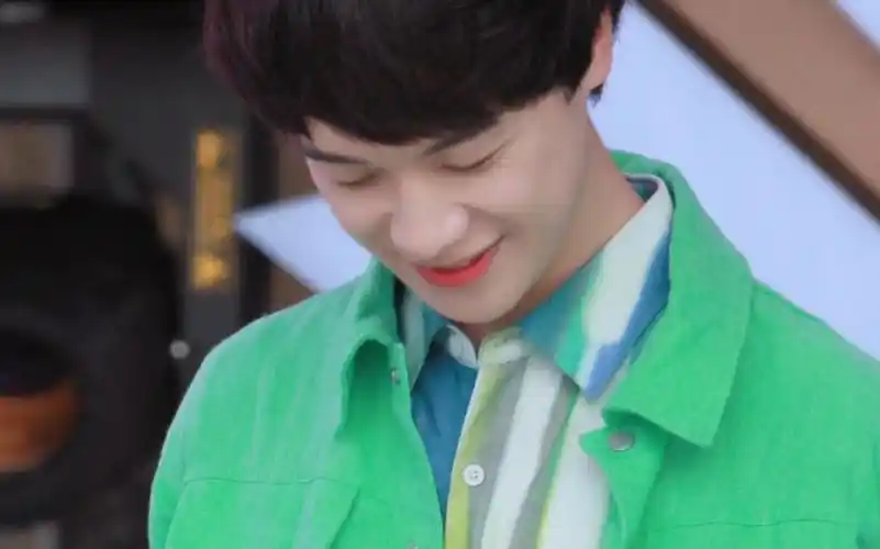 倒霉死勒越来越帅依旧可爱