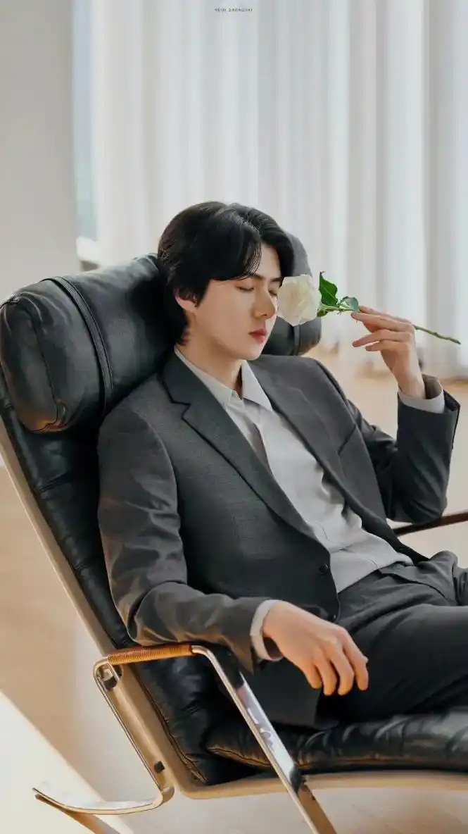 吴世勋#帅就完事了 想要一个评论区全是吴世勋的帅照 - 抖音