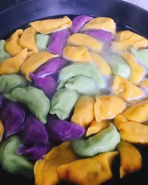 饺子 彩色水饺 沉央88做的彩色水饺 赞                  彩色水饺