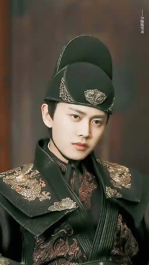 锦衣之下陆绎任嘉伦饰