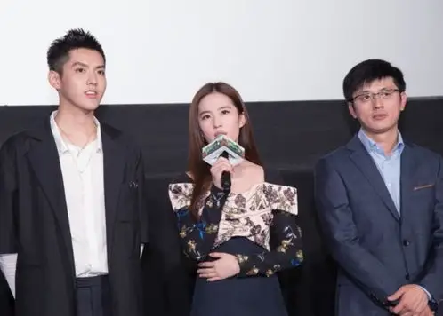 吴亦凡刘亦菲亮相点映会7月2日,暑期首档青春爱情大片《致青春·原来