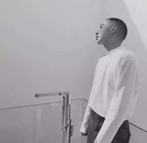 圆寸的男生最帅不接受反驳