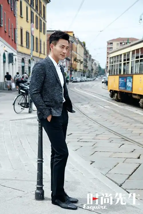 刘恺威举止优雅俊朗而内敛 展露绅士气质