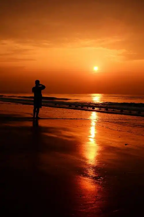写美篇大海的日出 引起多少英雄由衷的赞叹 大海的夕阳 招惹多少诗人