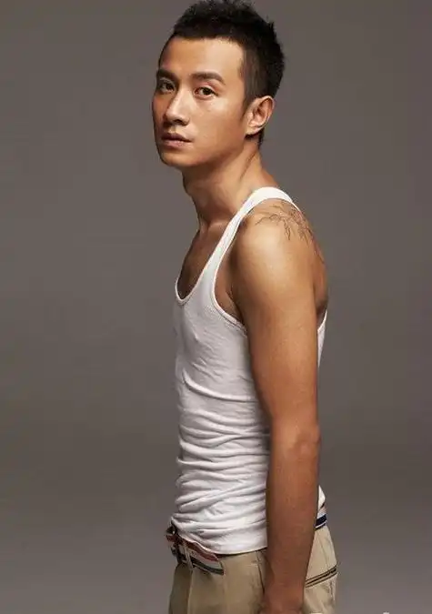 文章真实身高,文章身高真实身高多少,本文共(1058字)