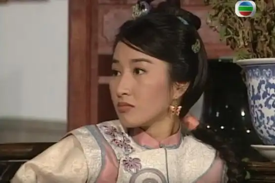 tvb《苗翠花》:关咏荷满脸的灵动,其他人招架不住_手机搜狐网