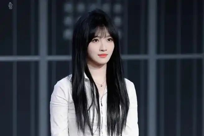 向全世界安利费沁源