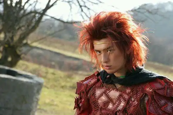 随便在欧洲的街头一站就是大片的陈柏霖,竟然也曾饰演过孙悟空