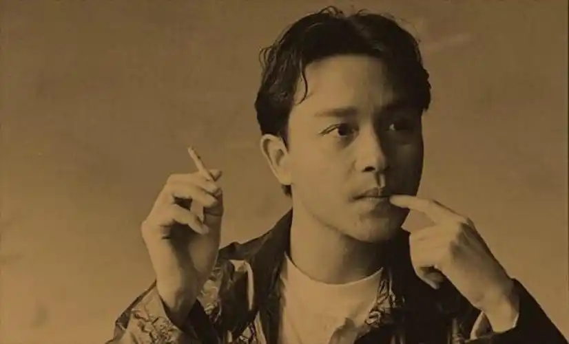 张国荣抽烟为何如此有气质?