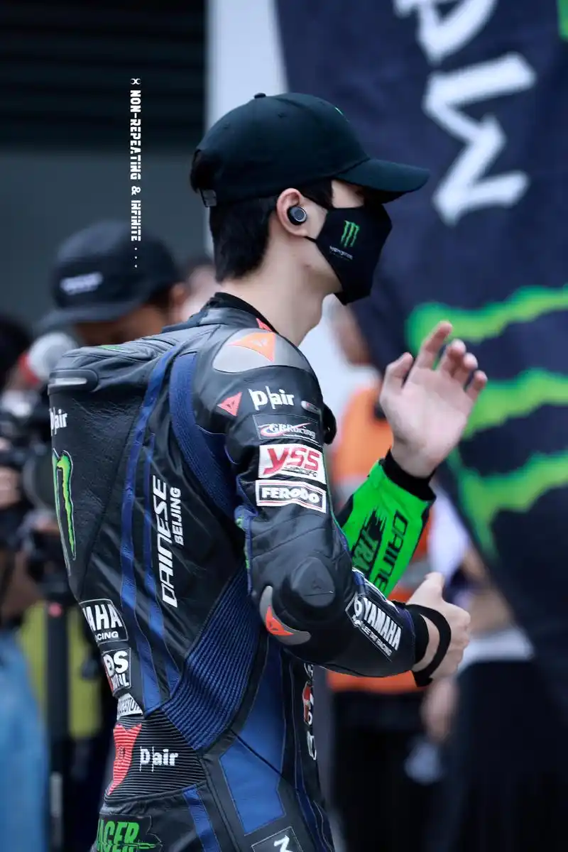 [消息]王一博珠海zic摩托车赛正赛cut 你是超越自己的无冕之王