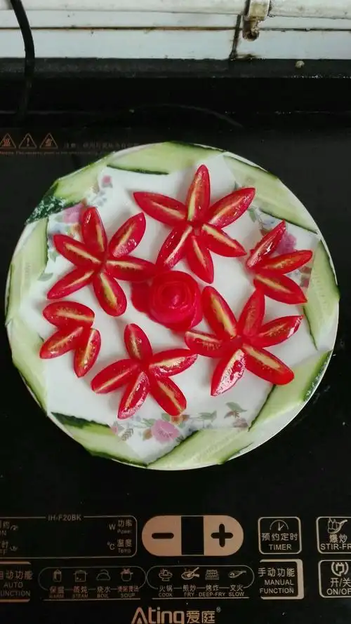 糖拌西红柿的做法