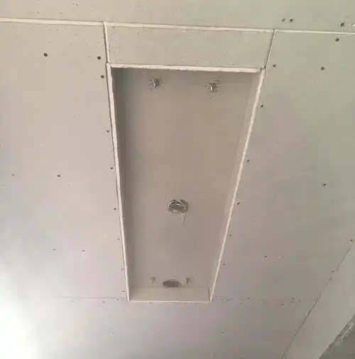 阳台吊顶,怎么装晾衣架?